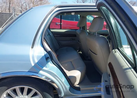 2009 Mercury Grand Marquis Ls (Fleet Only) из США, поврежденный, VIN 2MEHM75V39X609438